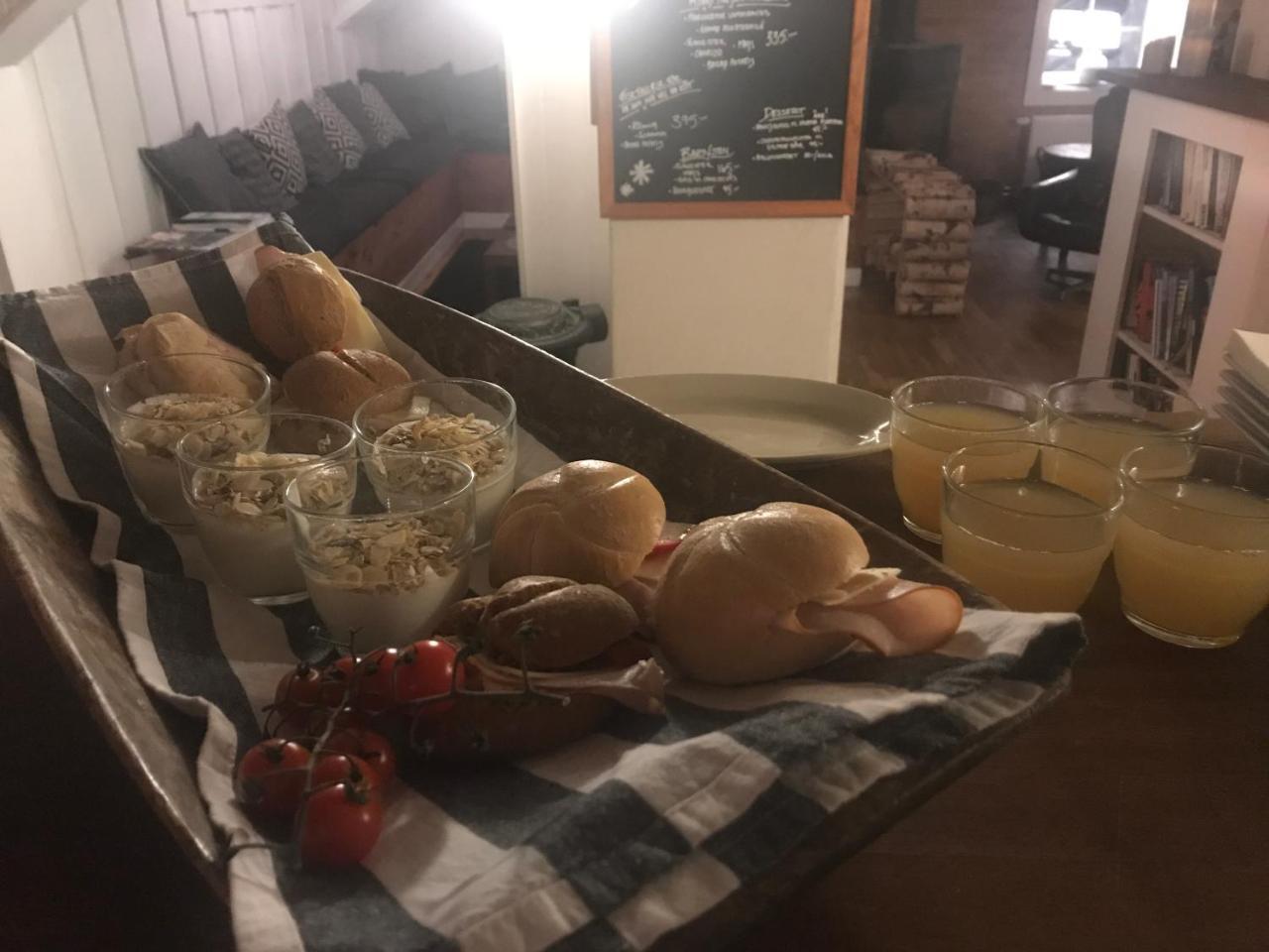 Hotell Karolinen Are Bagian luar foto